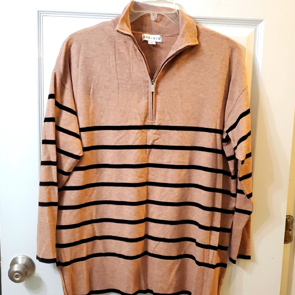 Ava & Viv Woman's Zip-Up Sweater in Tan and Black XXL